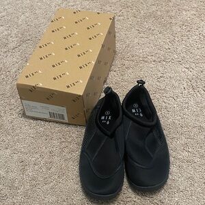 Mix No. 6 Black Youth Water Shoes